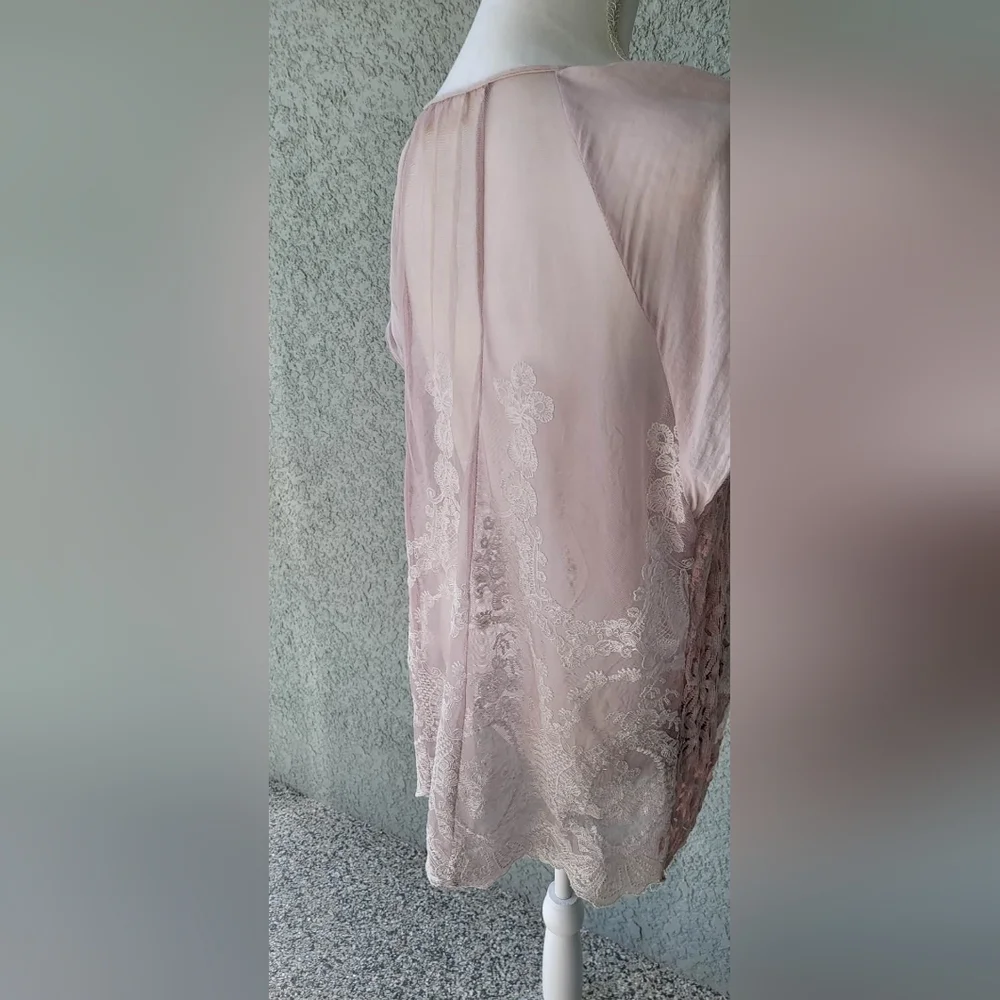 4 Love And Liberty Elegant Lace Top in Soft Pink - Picture 3 of 16